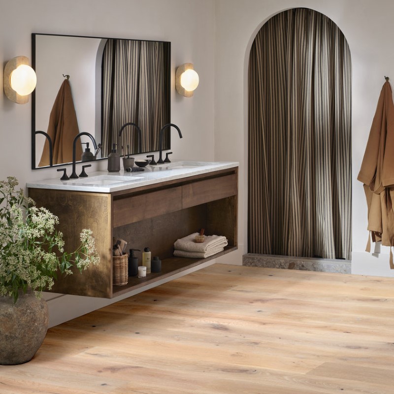 Anderson Tuftex Chateau Oak Portico Hardwood Room Scene