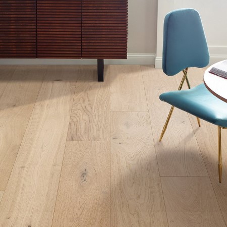 Anderson Tuftex Natural Timbers Smooth Woodland Hardwood Room Scene