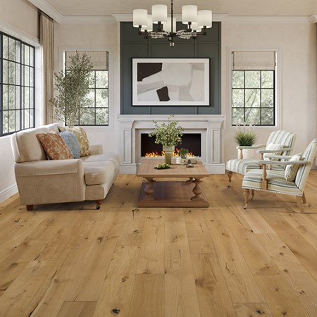 California Classics Taverne Saguaro Hardwood Room Scene