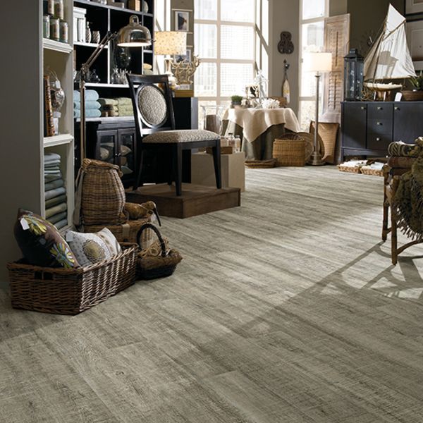 COREtec Original Nantucket Oak Room Scene