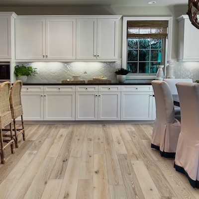 DM Flooring Modern Craftsman Coastal Cambria Hardwood Room Scene