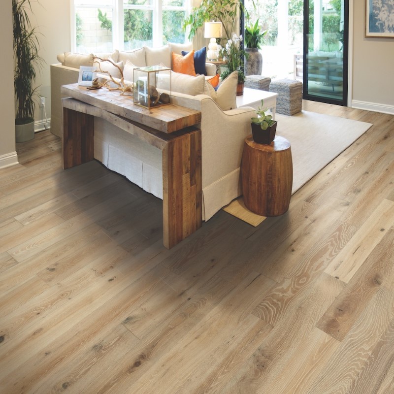 DM Flooring Silver Oak Butterscotch Hardwood Room Scene