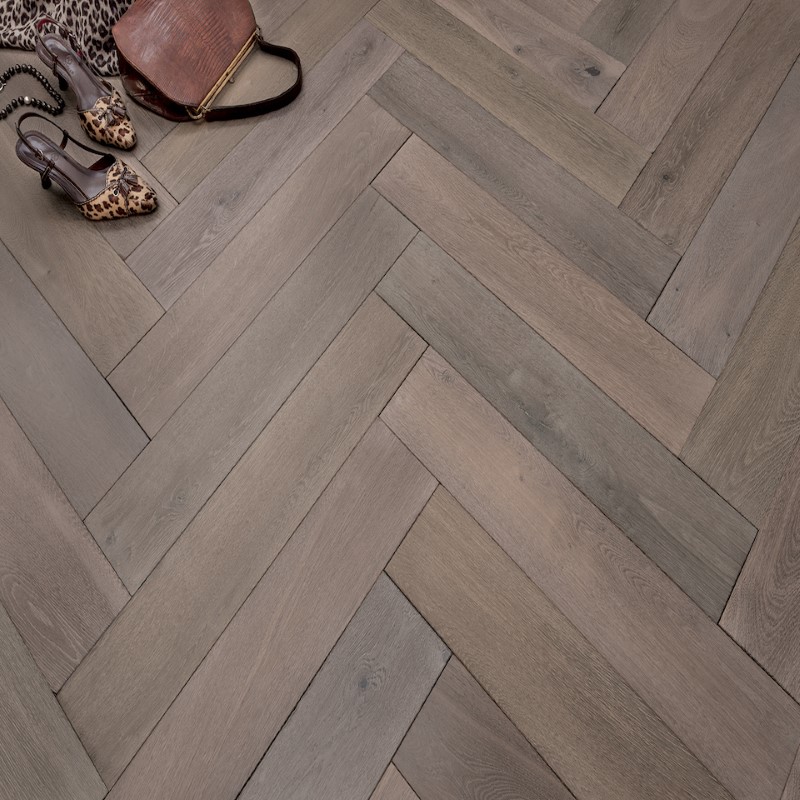 DM Flooring Valaire Nouveau Clermont PP Hardwood Room Scene