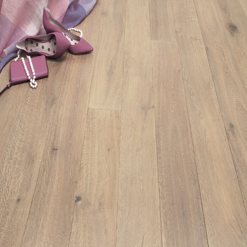 DM Flooring Valaire Nouveau Rochelle Hardwood Room Scene