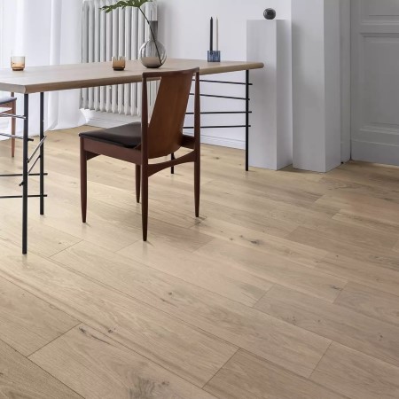 Urban Floor Chene Champagne Hardwood Room Scene