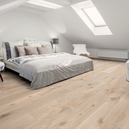 Urban Floor Villa Caprisi Carrara (8 FT) Hardwood Room Scene