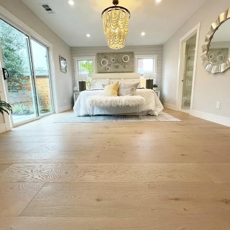 Vellichor Metropolitan Lille Hardwood Room Scene